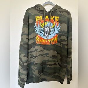 Blake Shelton Concert Camo Hoodie with Graphic Print NWOT Medium